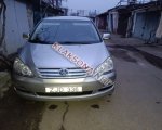 продам Toyota Avensis Verso в пмр  фото 3