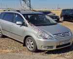 продам Toyota Avensis Verso в пмр  фото 4