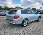 продам Toyota Highlander в пмр  фото 4