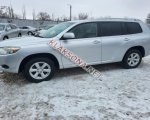 продам Toyota Highlander в пмр  фото 4