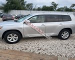 продам Toyota Highlander в пмр  фото 5