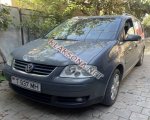 продам Volkswagen Touran в пмр  фото 3