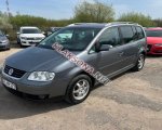 продам Volkswagen Touran в пмр  фото 3