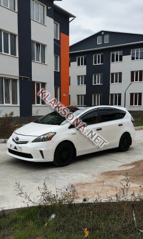 продам Toyota Prius Vв пмр  фото 5