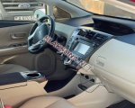 продам Toyota Prius V в пмр  фото 2