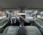 продам Toyota Prius V в пмр  фото 4