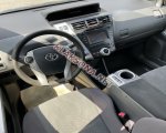 продам Toyota Prius V в пмр  фото 3