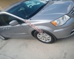продам Chrysler Town & Country в пмр  фото 2